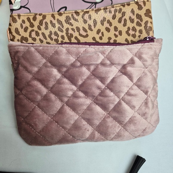 Lot of 12 Ipsy Makeup Bags, Assorted Designs, Bags Only! - Picture 9 of 13